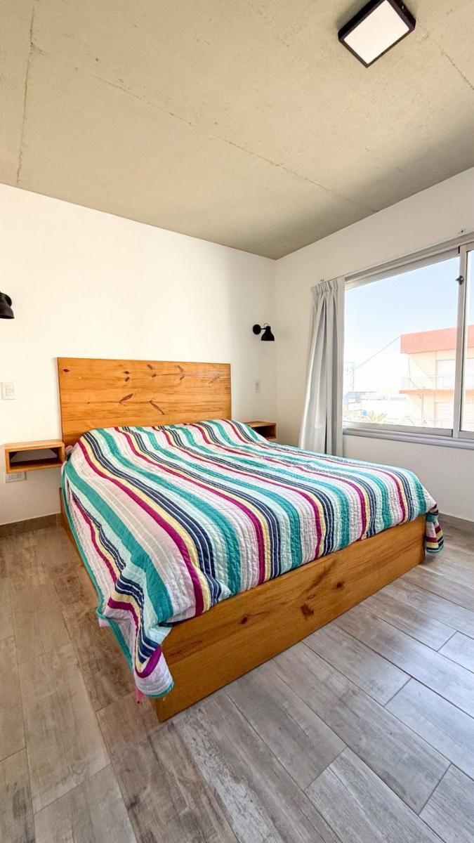 HERMOSO DEPARTAMENTE CENTRICO CON COCHERA — foto 4