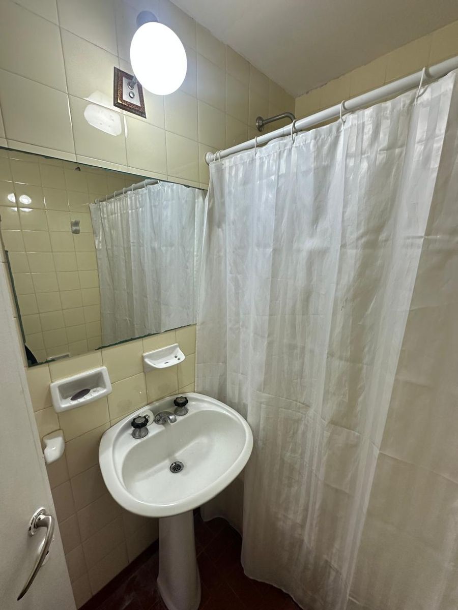DEPARTAMENTO CENTRICO CON COCHERA — foto 5