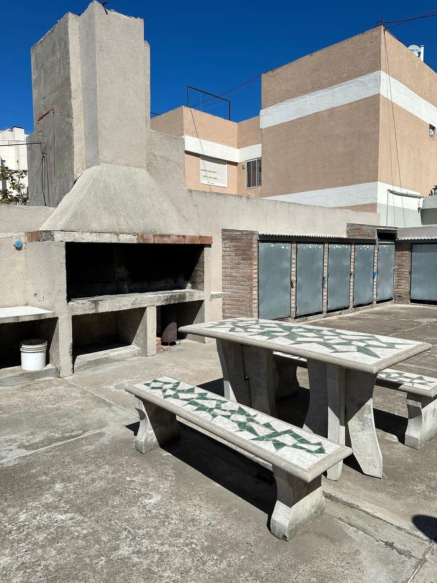 VIVI A PASOS DEL MAR DEPARTAMENTO DE 1 DORMITORIO CON COCHERA. — foto 12