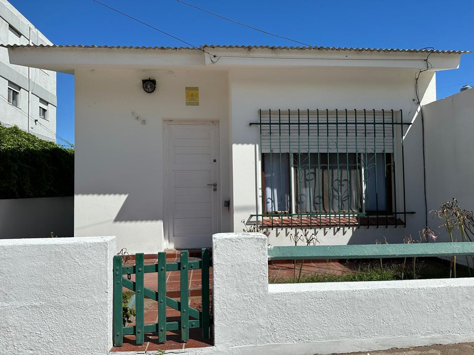HERMOSA CASA CENTRICA, A PASOS DEL MAR