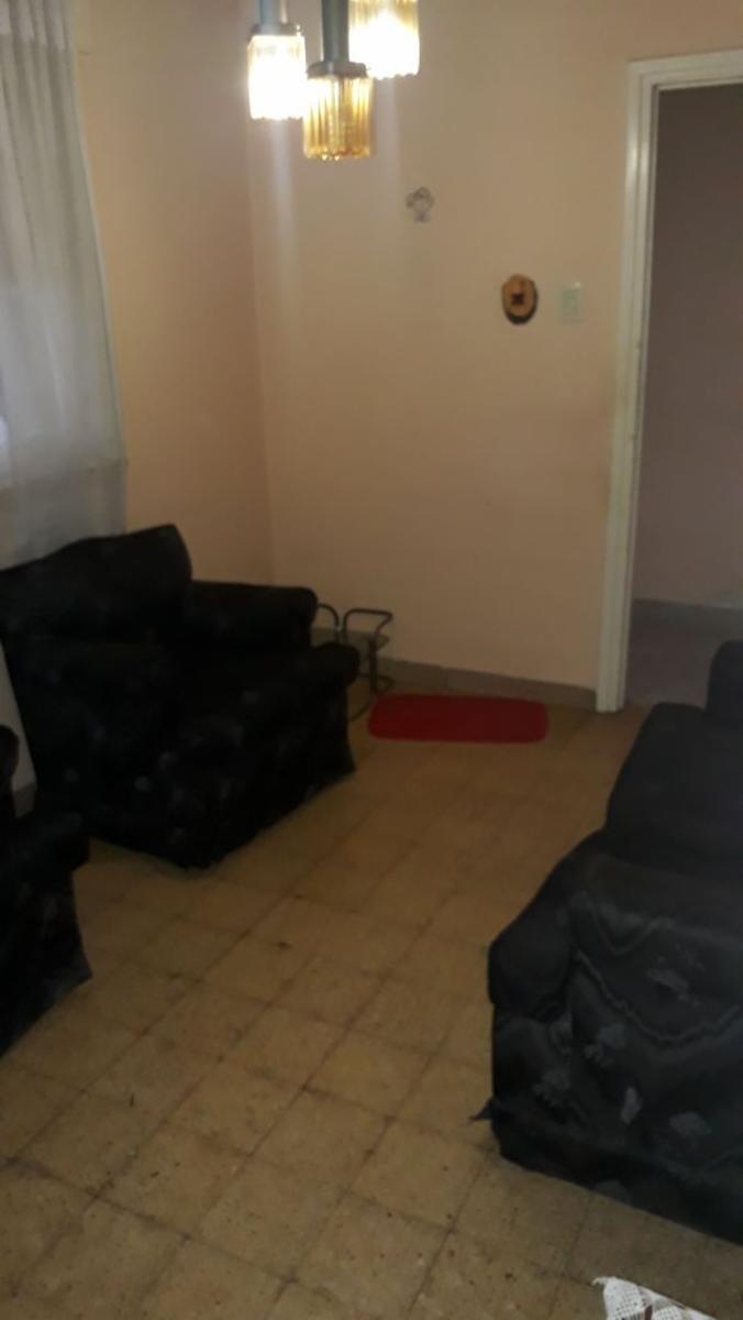 CASA A REFACCIONAR 4 AMB — foto 2