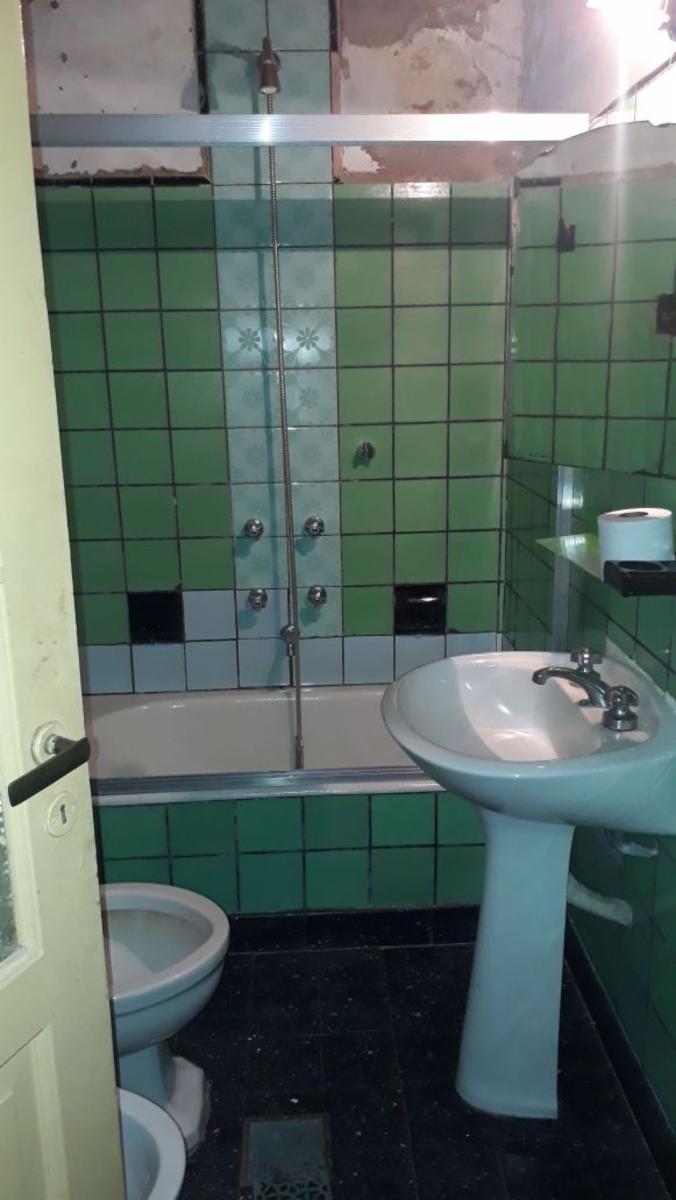 CASA A REFACCIONAR 4 AMB — foto 3