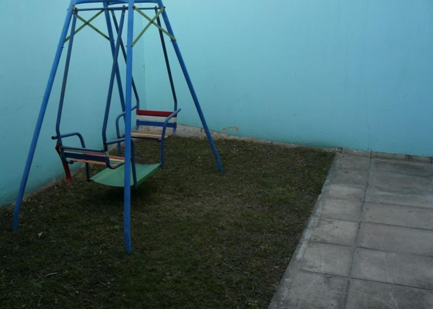 HERMOSA PROPIEDAD 3 DORMITORIOS, 2 BAÑOS CON GARAJE — foto 8