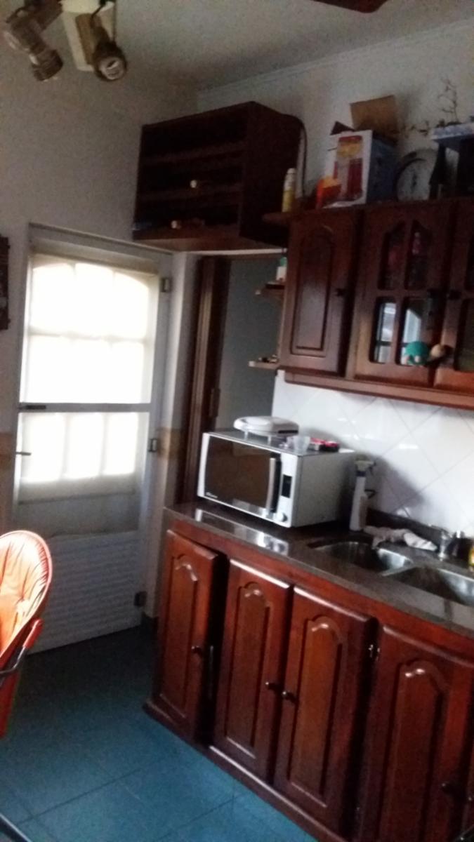CASA AMERICANA EN PARQUE LELOIR CON 3 DORMITORIOS, QUINCHO-COCHERA PARA 2 AUTOS — foto 10