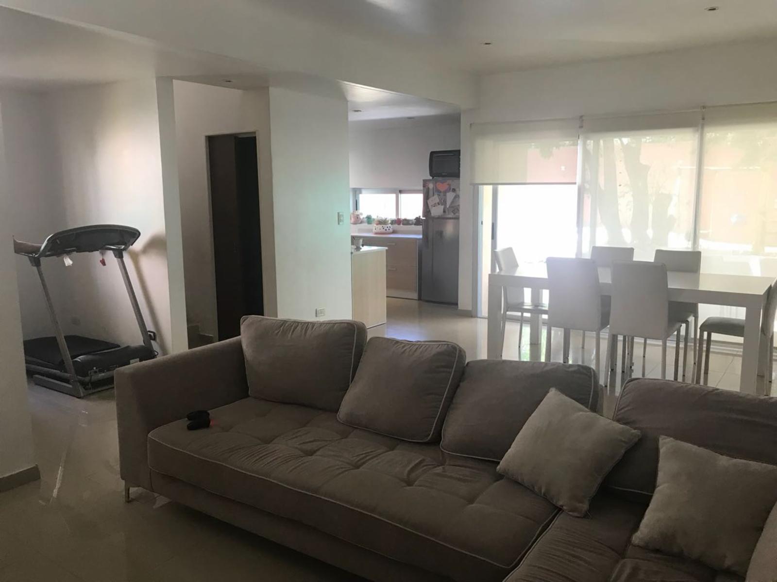 ITUZAINGO N. CHALET MODERNO EN BARRIO CERRADO — foto 2