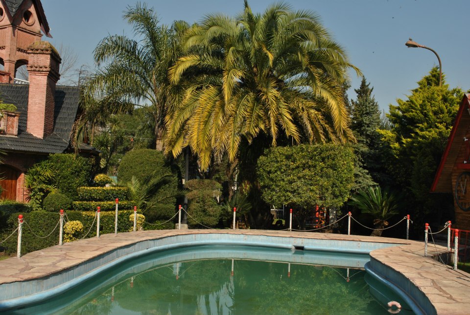 RESIDENCIA PARA FIESTAS - 2