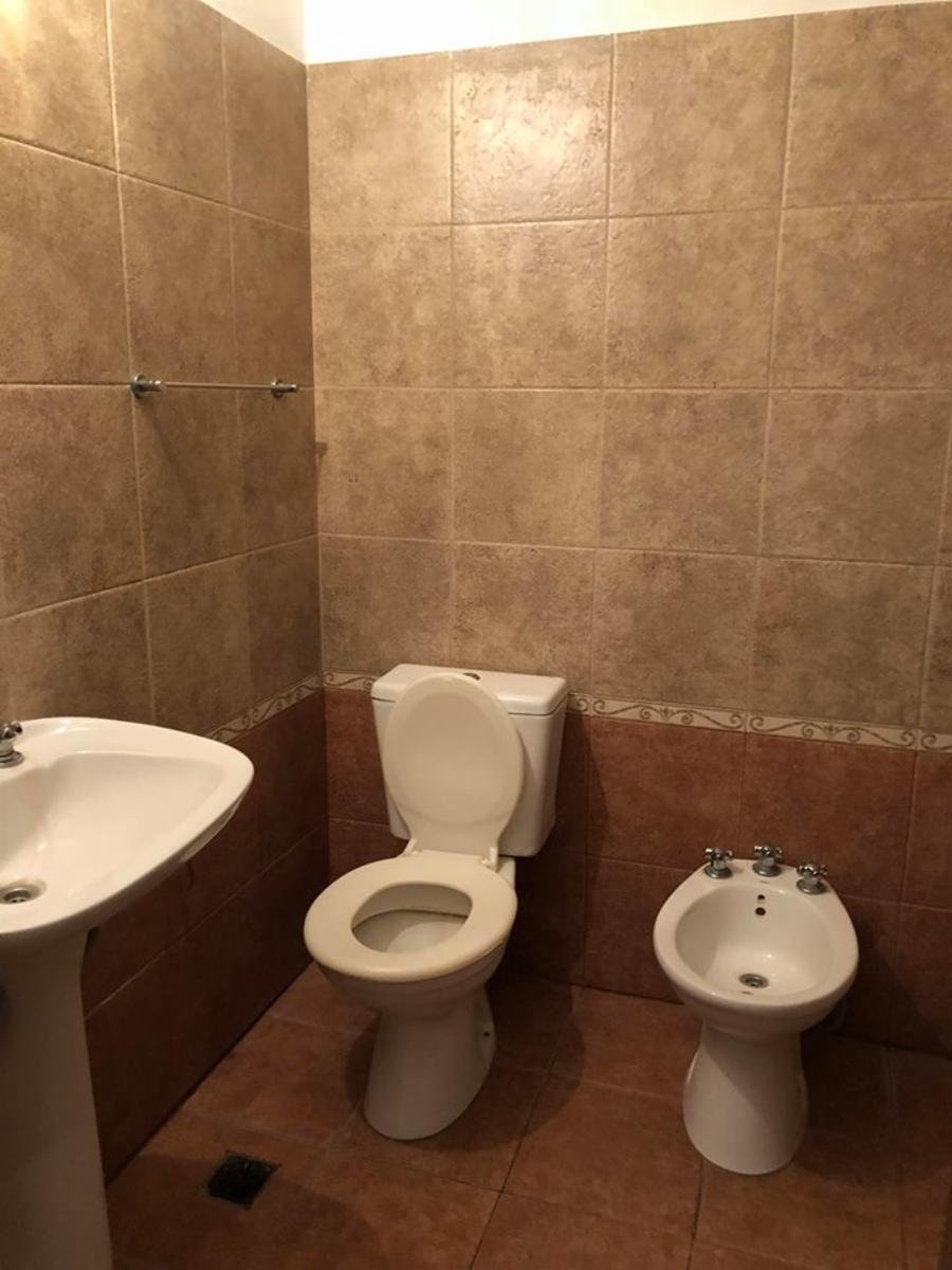 VENDO HERMOSO Y AMPLIO DEPARTAMENTO DE DOS DORM MAS DEP — foto 5