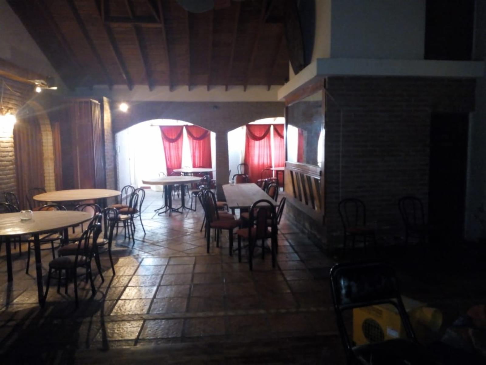 Oportunidad de Casa en dos plantas en villa riachuelo Destacado Negociable — foto 2