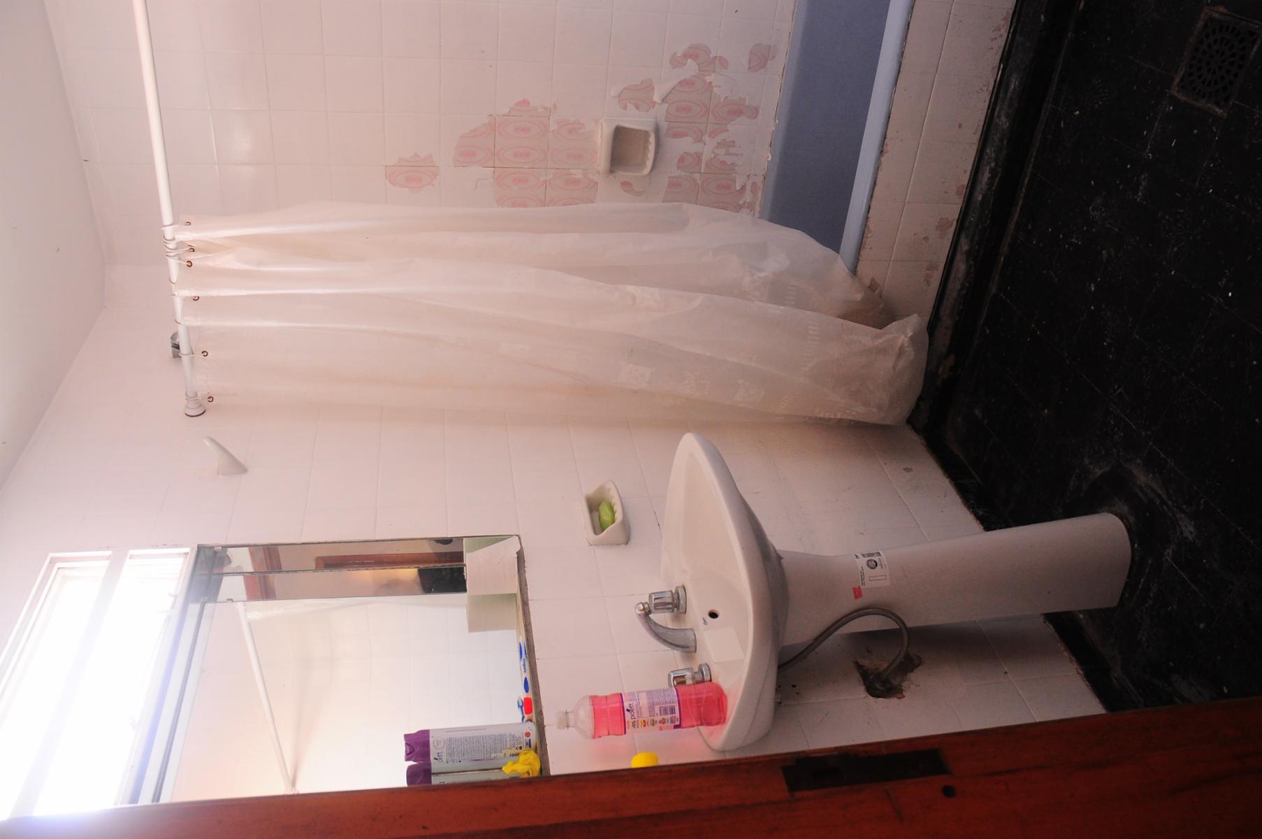 Casa en Lote Propio con Dos Locales, Berazategui — foto 2