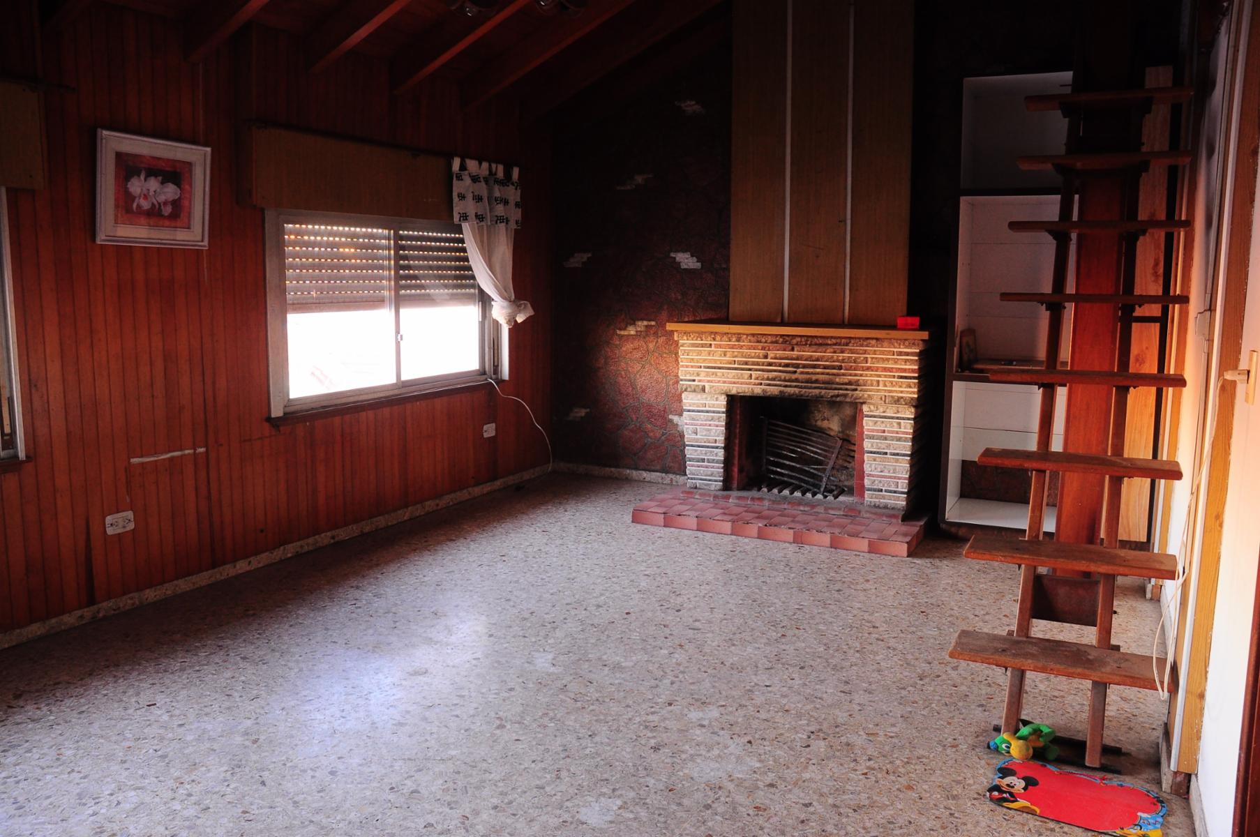 Casa en Lote Propio con Dos Locales, Berazategui — foto 5
