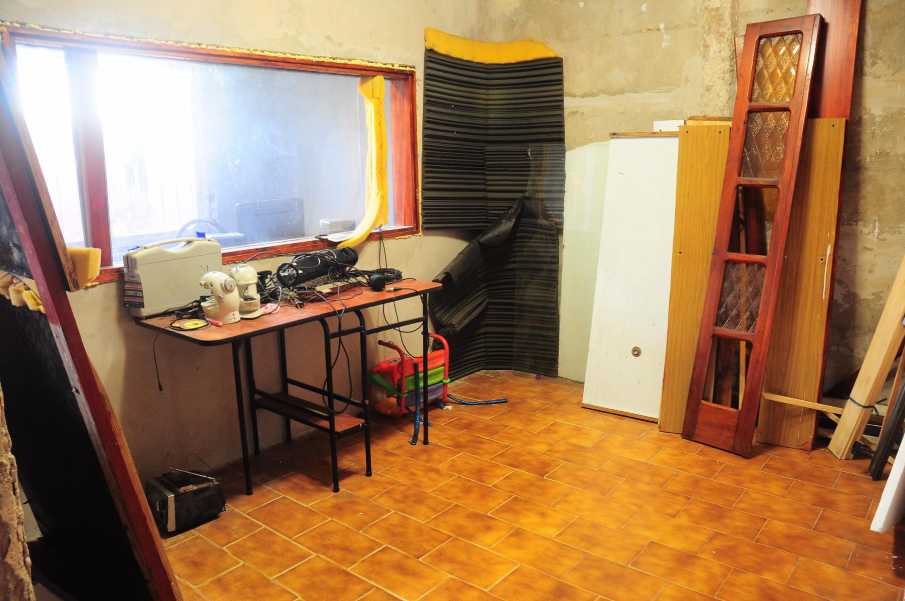 Casa en Lote Propio con Dos Locales, Berazategui — foto 11