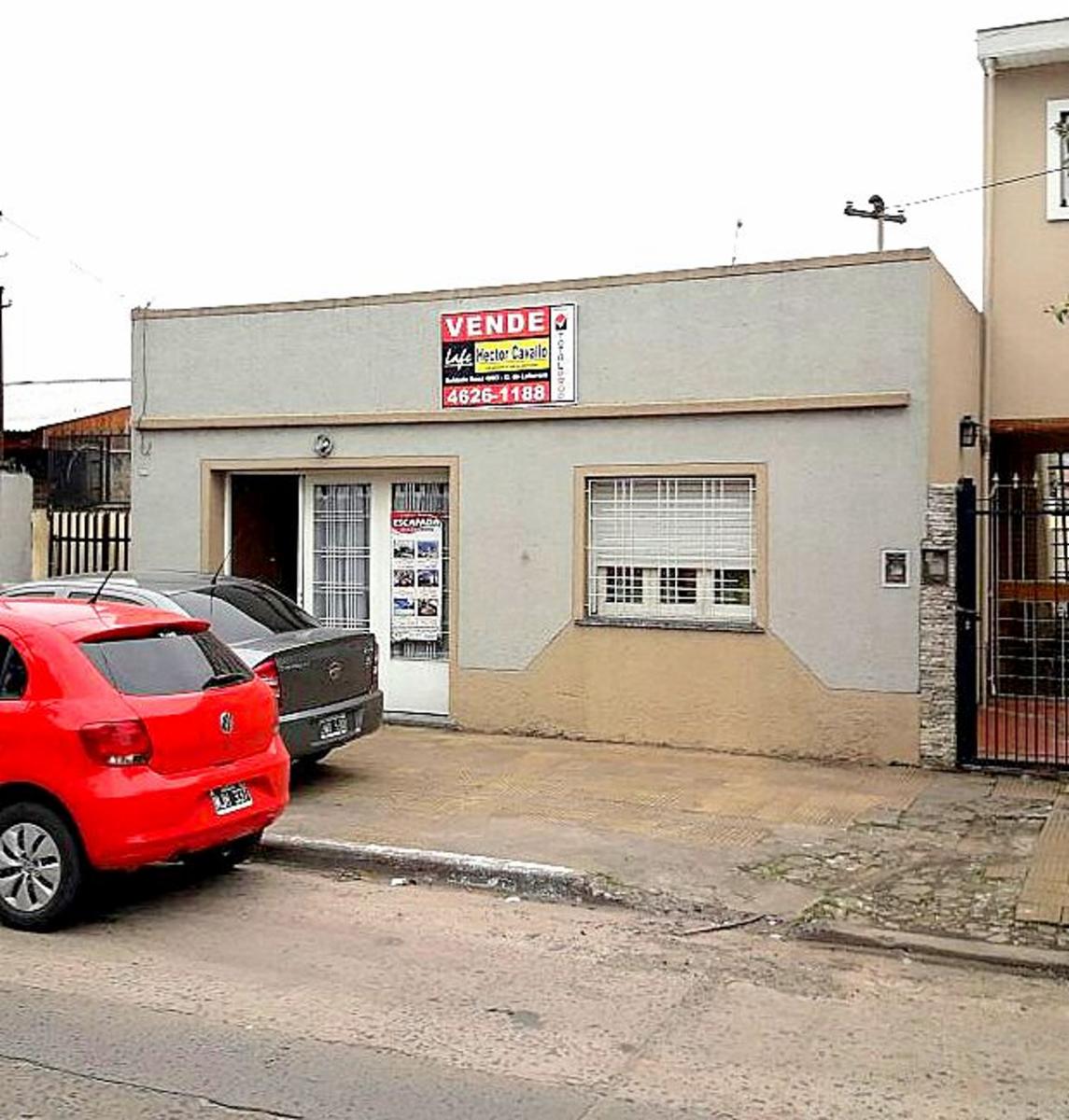 Casa americana en Isidro Casanova sobre lote de 8.66 x 34.64 — foto 3