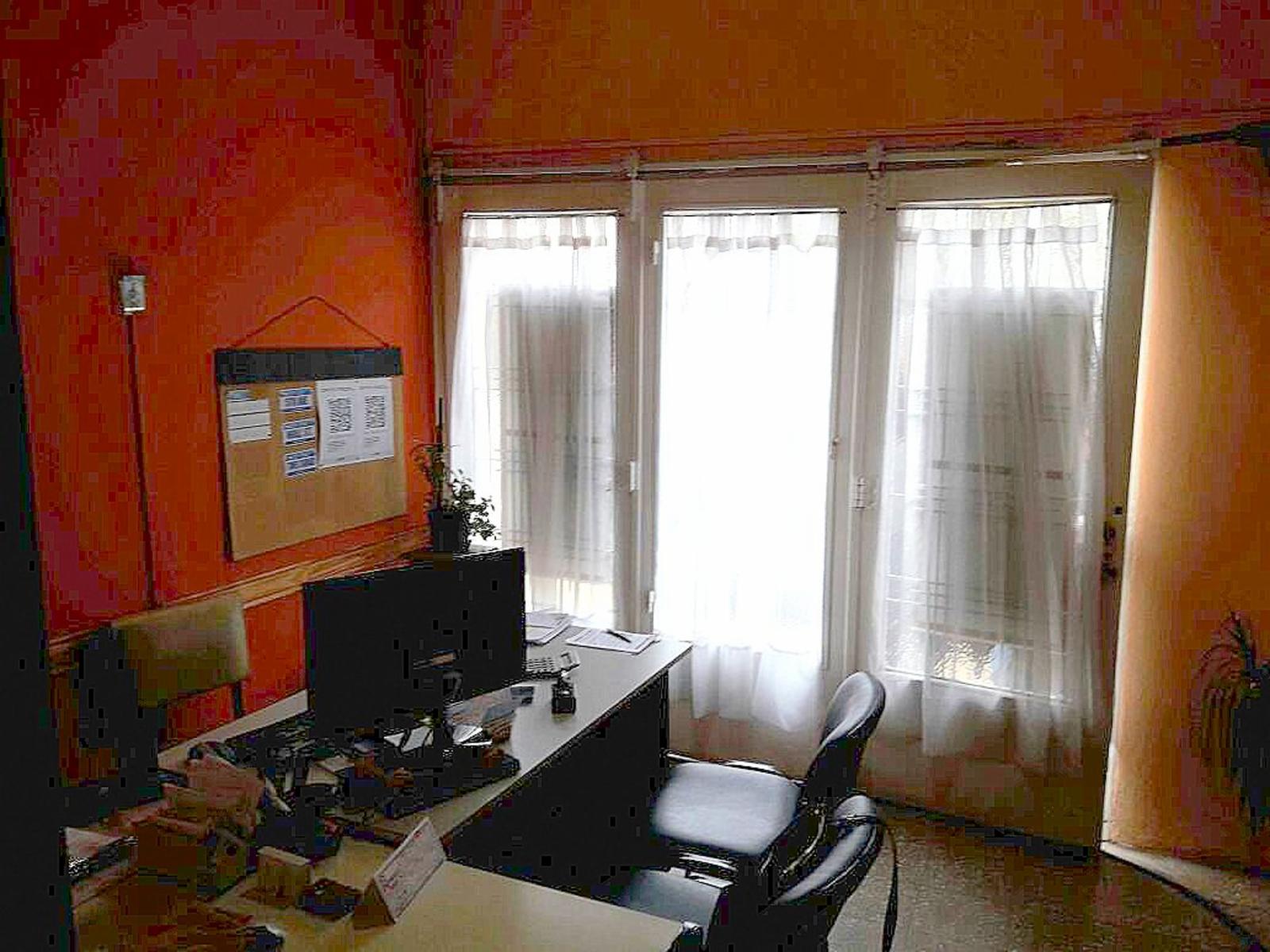 Casa americana en Isidro Casanova sobre lote de 8.66 x 34.64 — foto 7