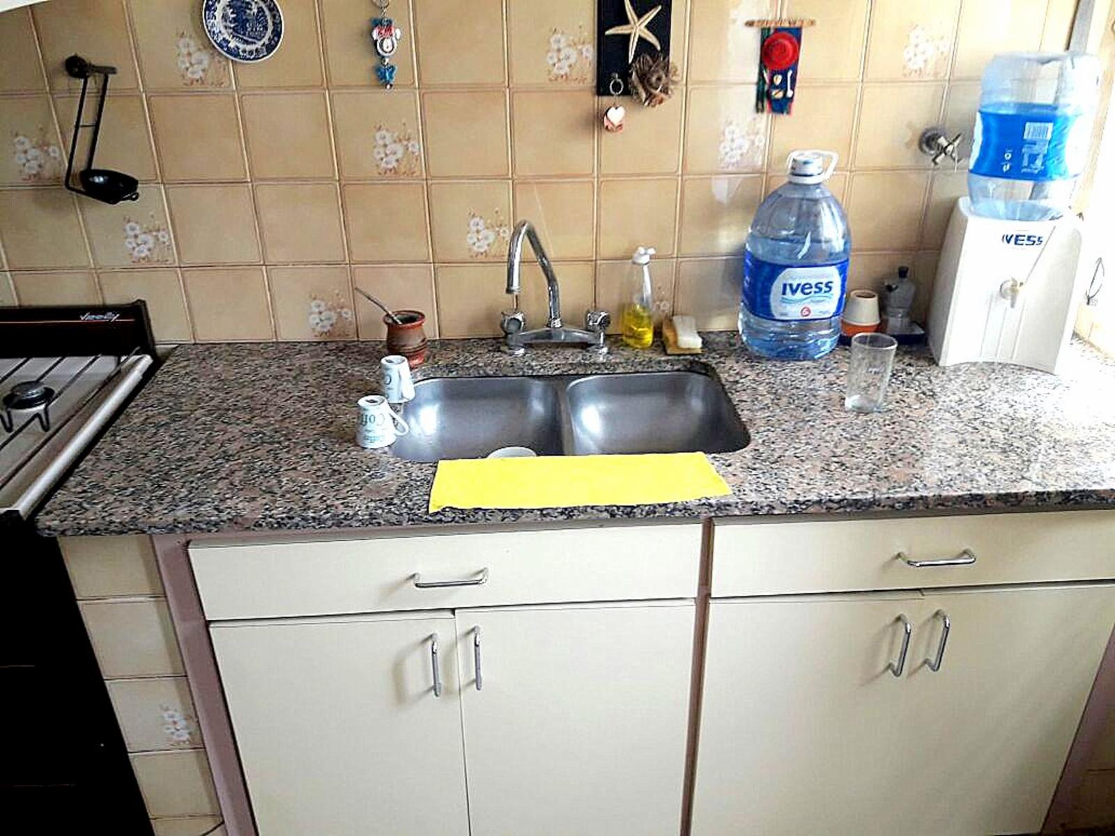 Casa americana en Isidro Casanova sobre lote de 8.66 x 34.64 — foto 8