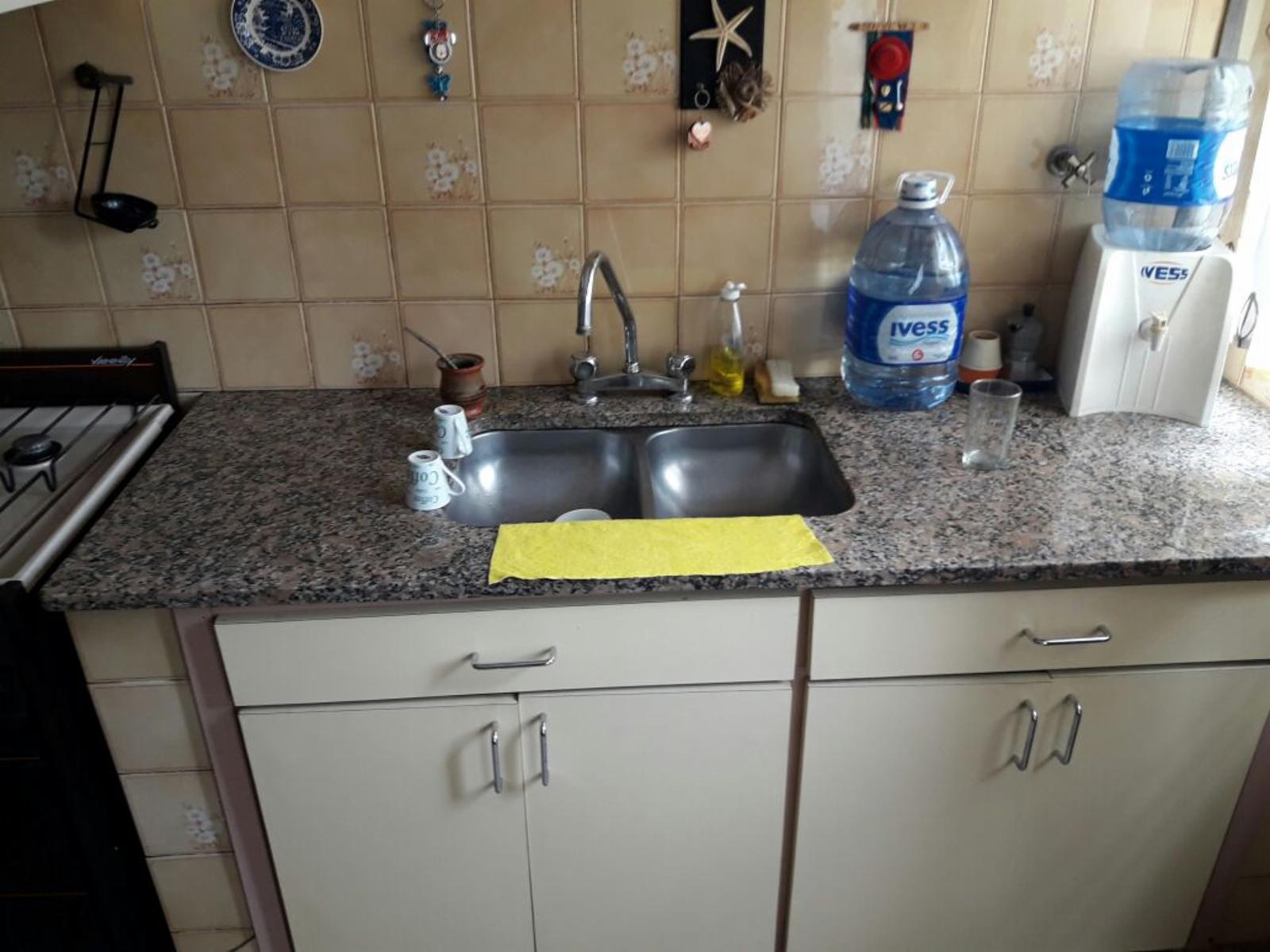 Casa americana en Isidro Casanova sobre lote de 8.66 x 34.64 — foto 12