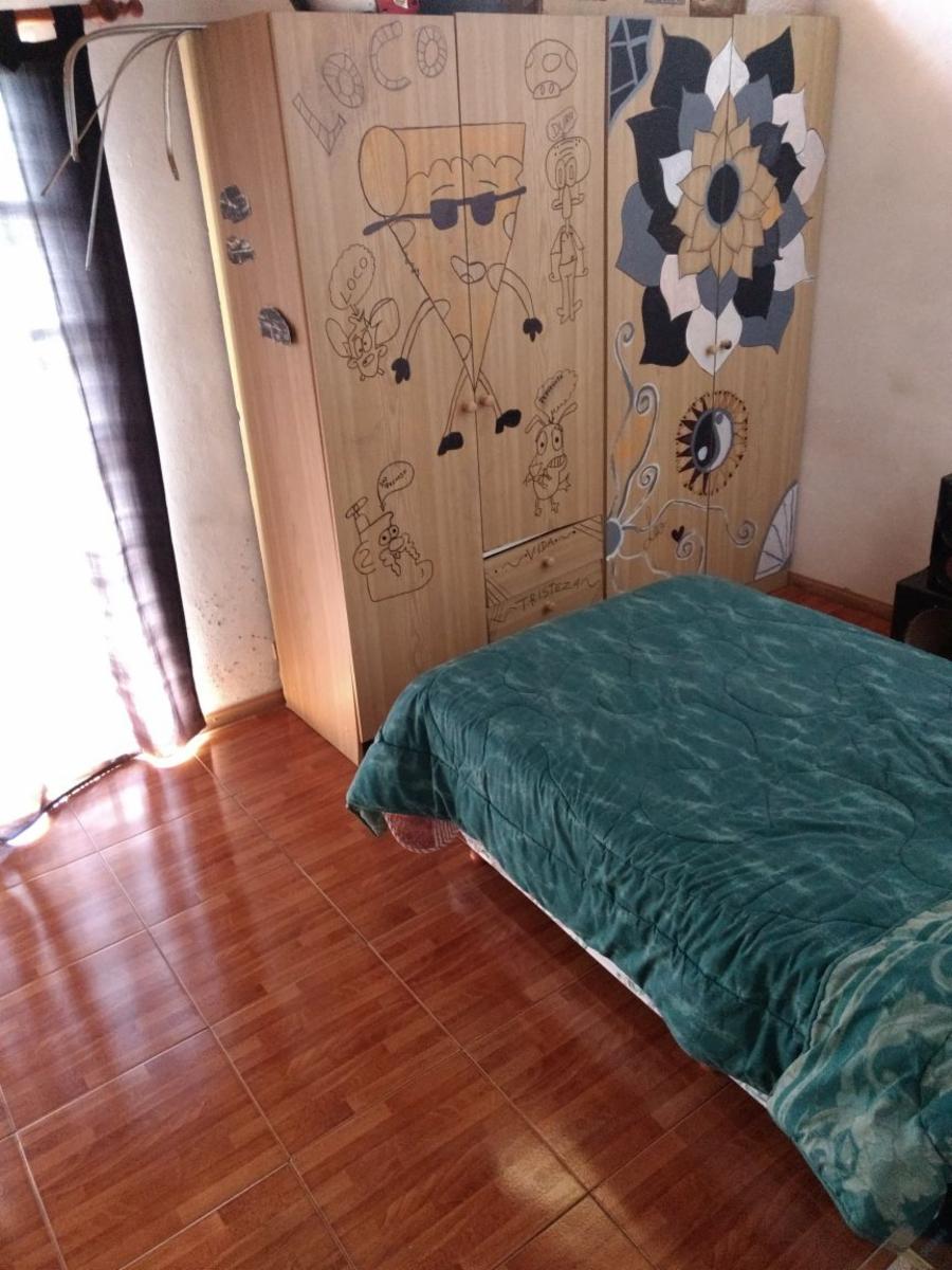 Casa 4 amb. en 2 plantas, garage 3 autos. Muy Buen Estado. — foto 6