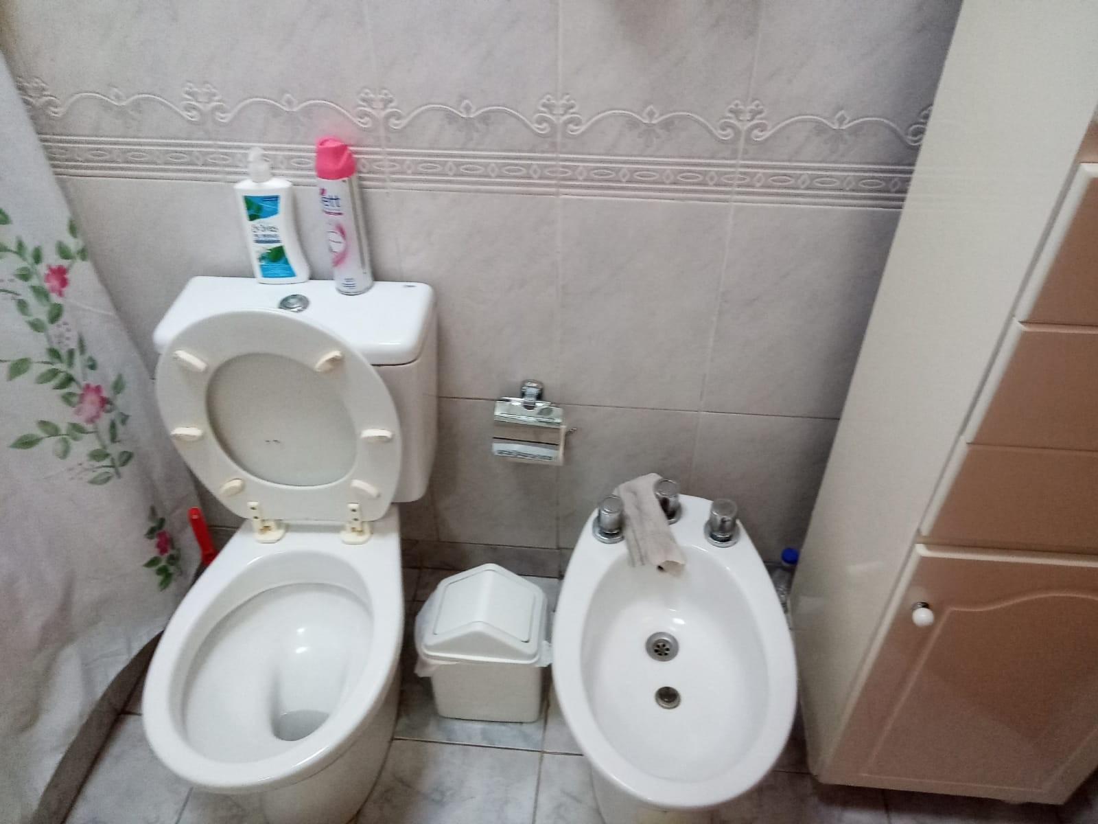 MUY BUENA CASA CON ENTRADA DE AUTO, EN VENTA.ZONA I. CASANOVA — foto 12