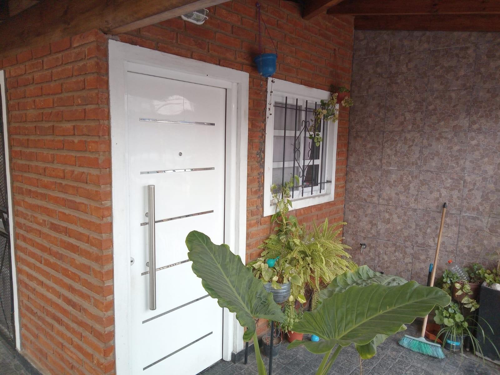EXCELENTE CASA ALTOS DE LAFERRERE CONSULTAS AL 4626-1188 O AL 11-4167-1982 — foto 13