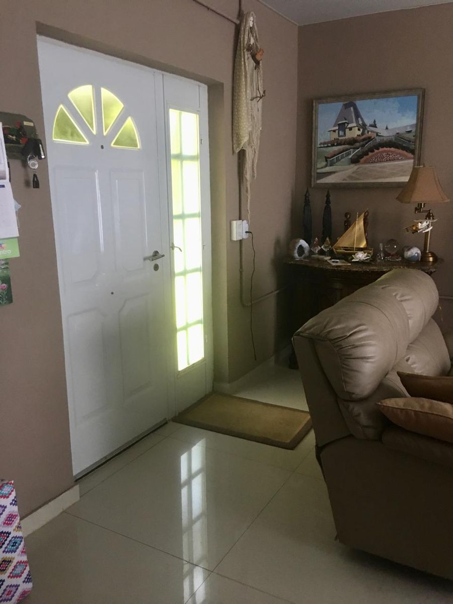 VENDO HERMOSA CASA ESTILO CAMPO EN EXCLUSIVO COUNTRY EN ITUZAINGO CORRIENTES — foto 9