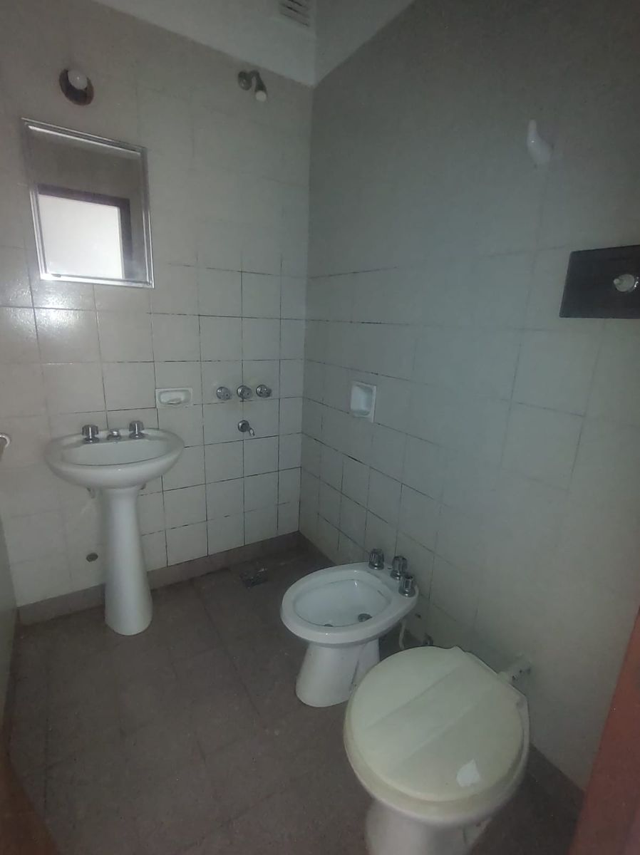 ALQUILO EXCELENTE DEPARTAMENTO DE UN DORMITORIO ZONA CUENCA DEL PLATA YA PASOS DEL CENTRO DE POSADAS - 5