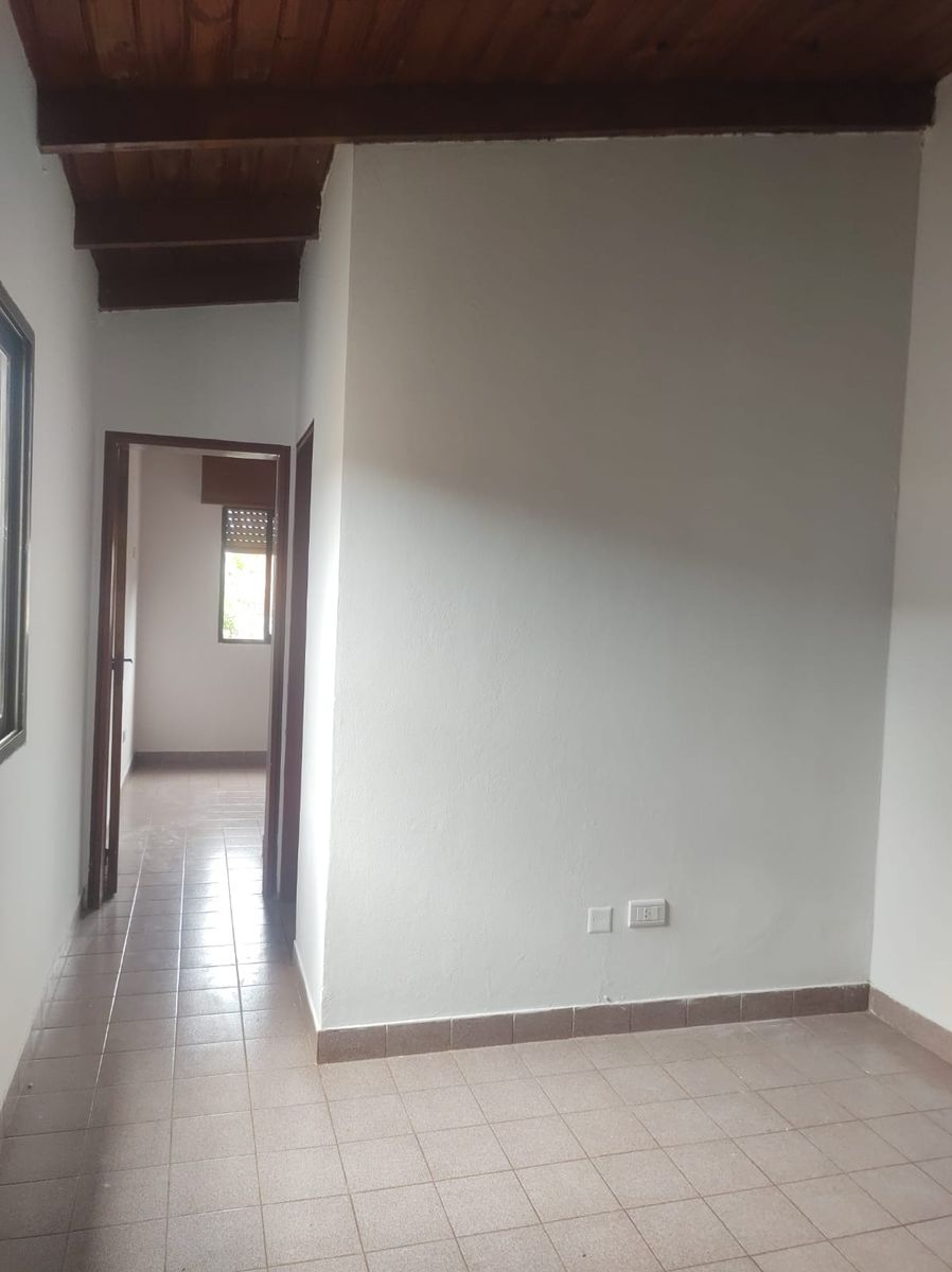 ALQUILO EXCELENTE DEPARTAMENTO DE UN DORMITORIO ZONA CUENCA DEL PLATA YA PASOS DEL CENTRO DE POSADAS - 9