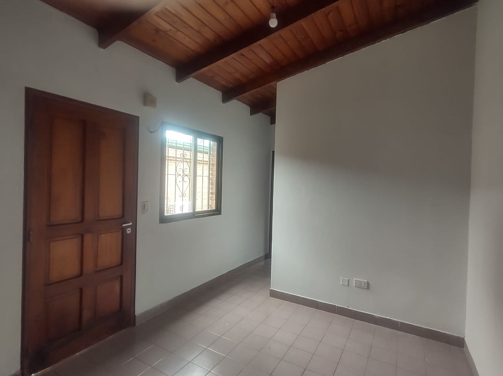 ALQUILO EXCELENTE DEPARTAMENTO DE UN DORMITORIO ZONA CUENCA DEL PLATA YA PASOS DEL CENTRO DE POSADAS - 11