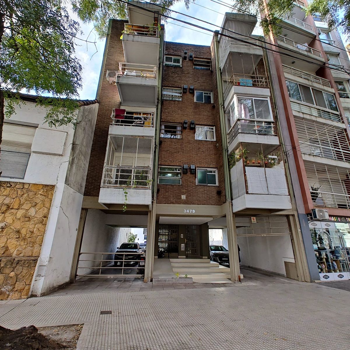 Venta 2 Ambientes En Villa Urquiza Con Cochera Fija Semicubierta — foto 5