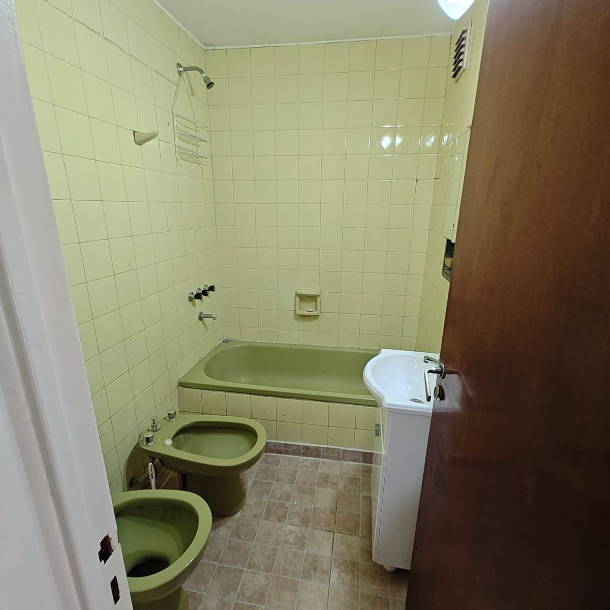 Venta 2 Ambientes En Villa Urquiza Con Cochera Fija Semicubierta — foto 6