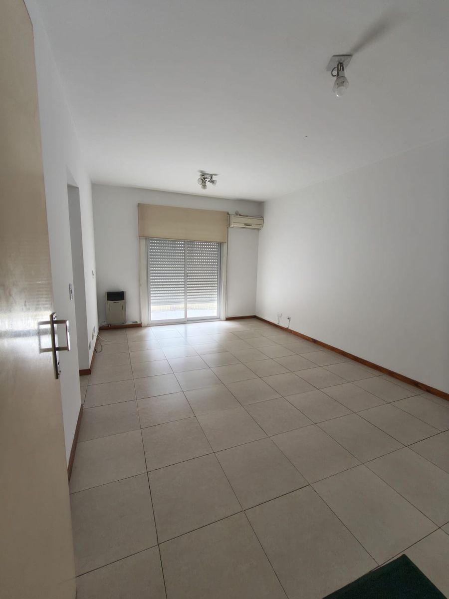 VENTA - DEPARTAMENTO 2 AMBIENTES MUY LUMINOSO EN VILLA URQUIZA - 14