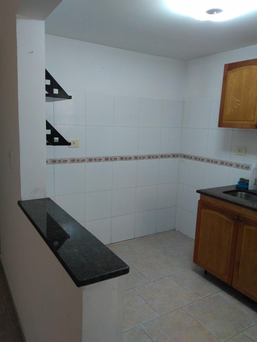 Departamento tipo PH, Planta baja, contrafrente, con patio — foto 3