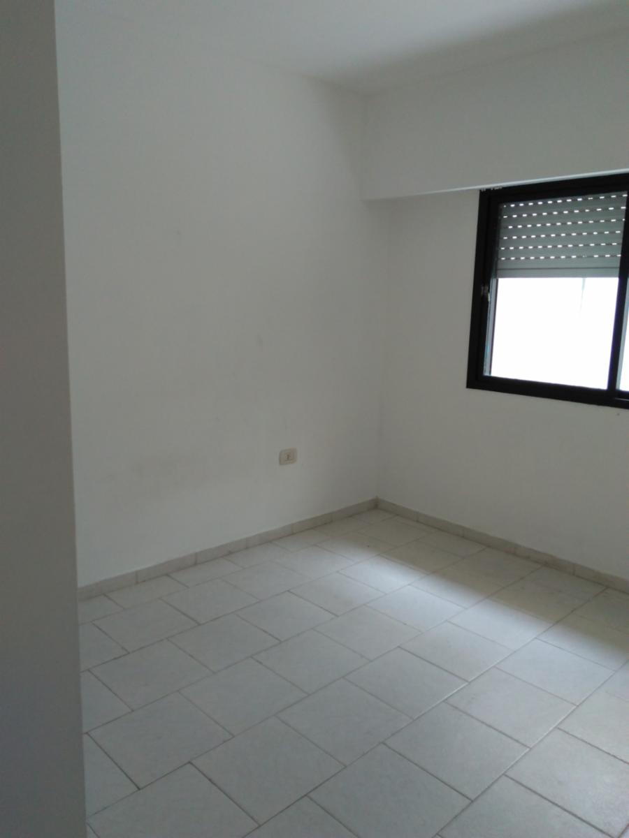 Departamento tipo PH, Planta baja, contrafrente, con patio — foto 7