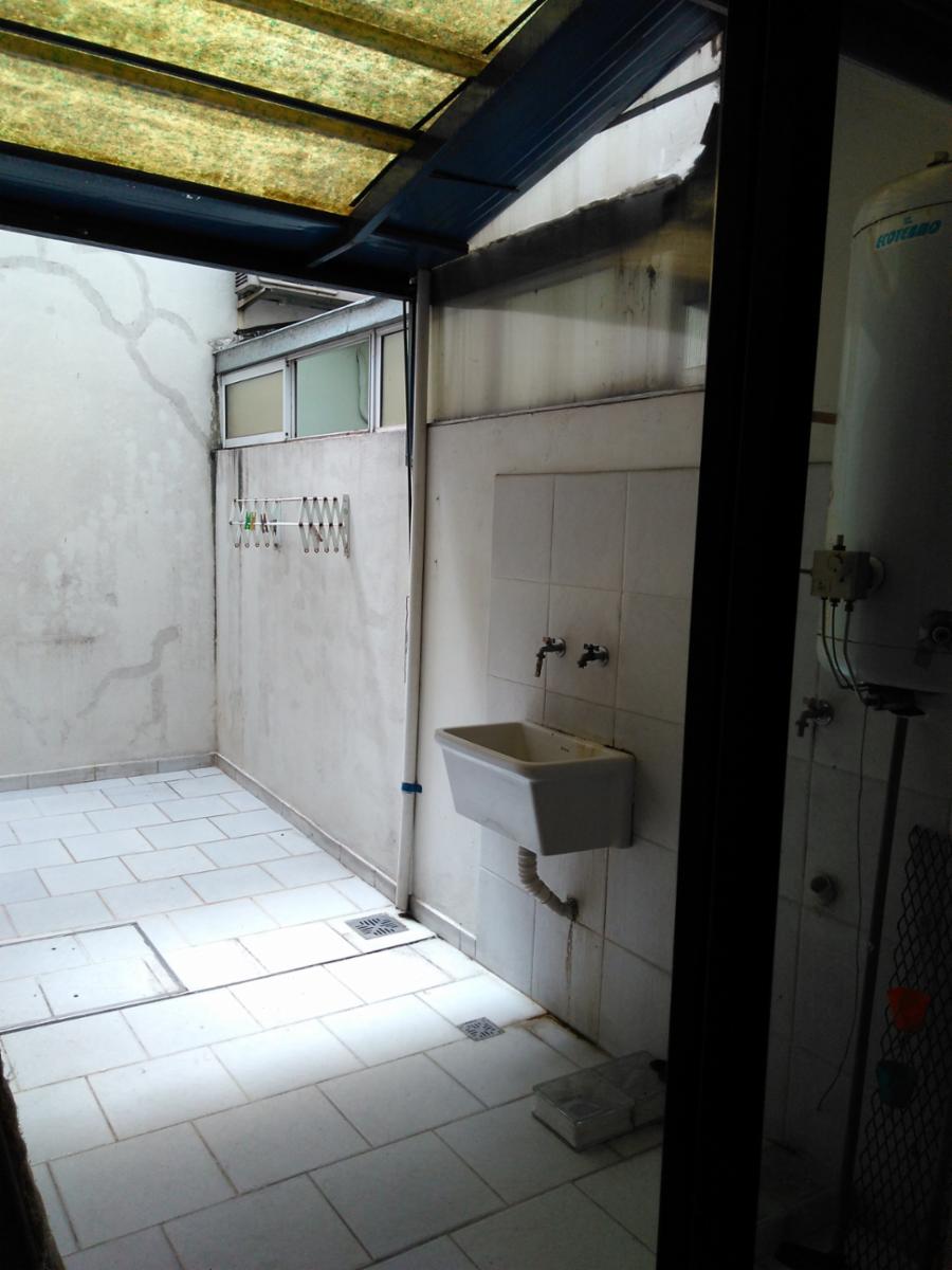 Departamento tipo PH, Planta baja, contrafrente, con patio — foto 9