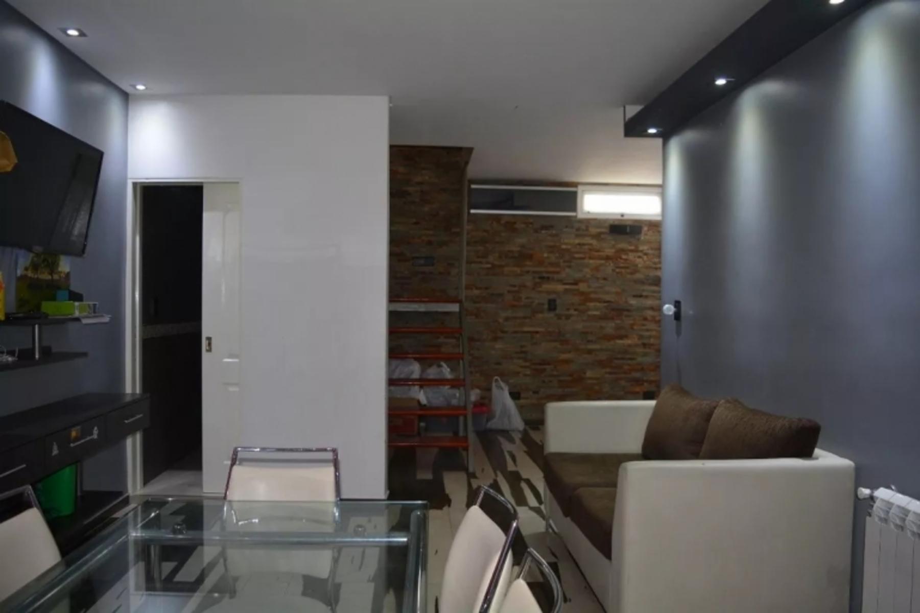 Departamento tipo casa 4 amb. en 1º piso. Villa Lugano — foto 4