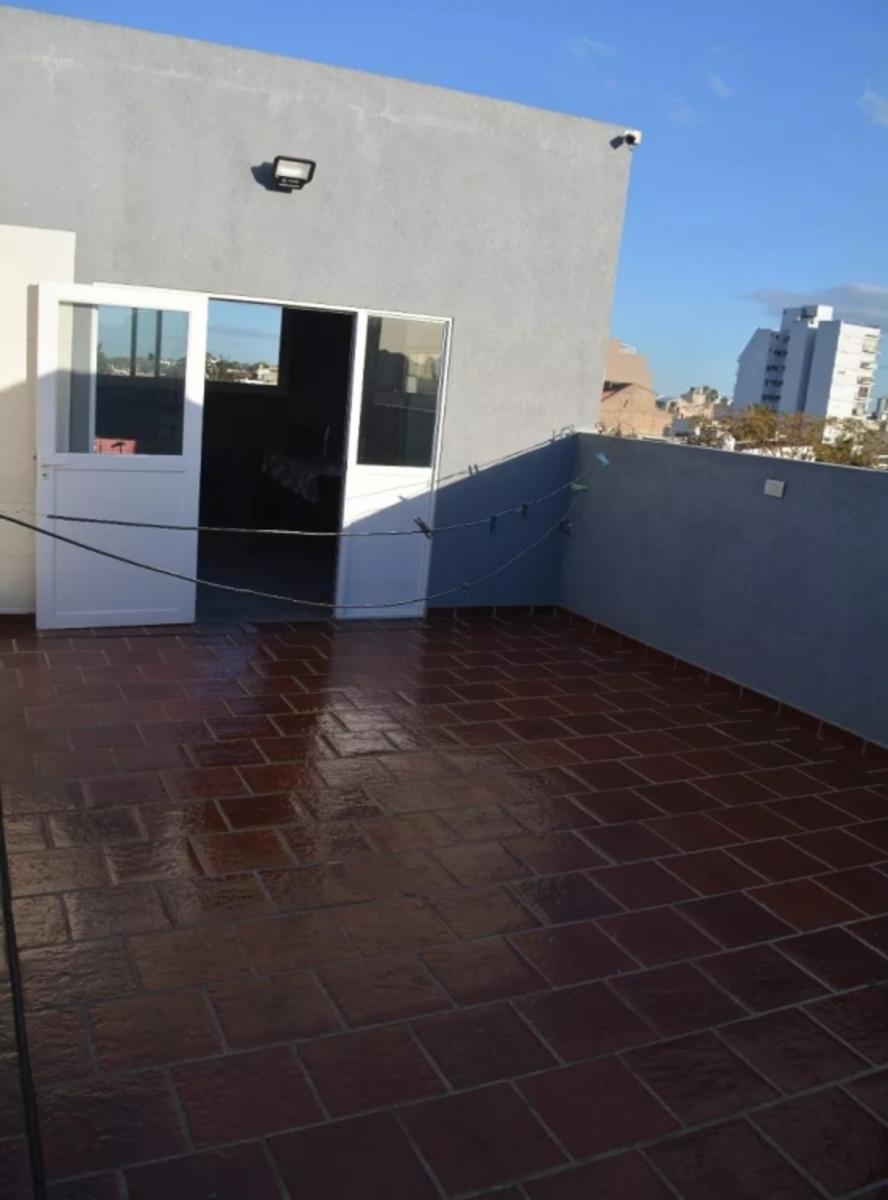 Departamento tipo casa 4 amb. en 1º piso. Villa Lugano — foto 13