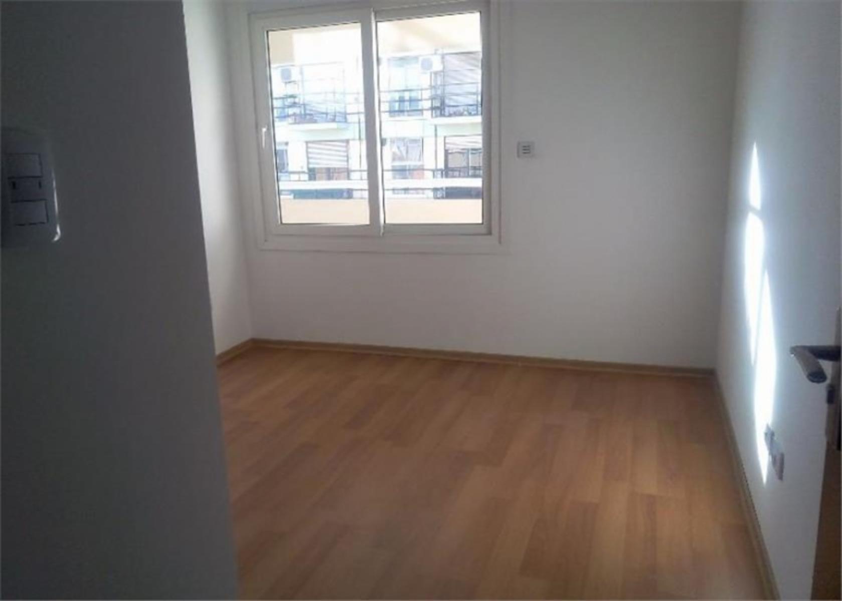 Departamento de 2 ambientes con balcón en Liniers — foto 4