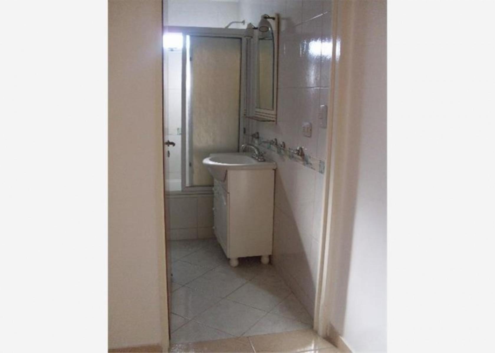 Departamento de 2 ambientes con balcón en Liniers — foto 6