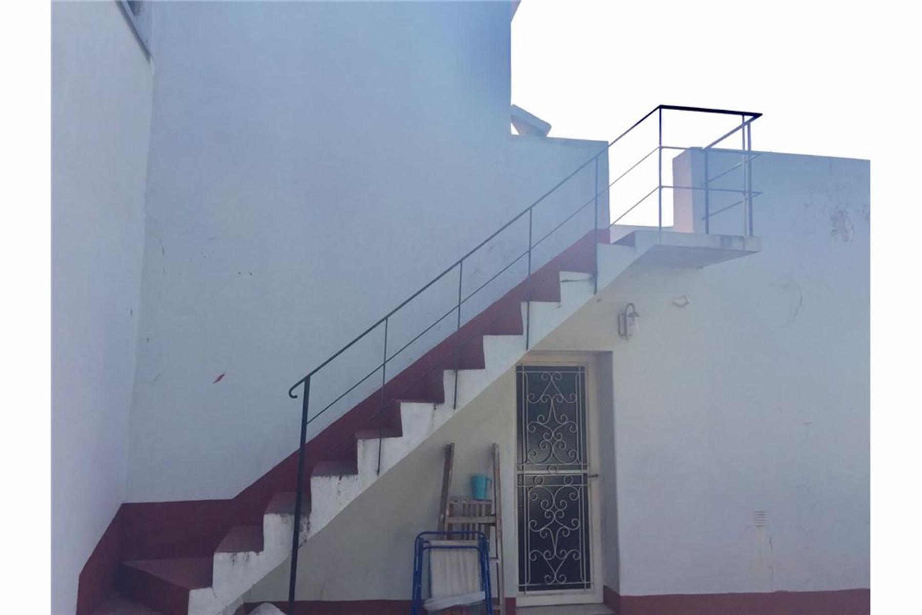 Casa 4 ambientes con garage + local Flores Sur — foto 13