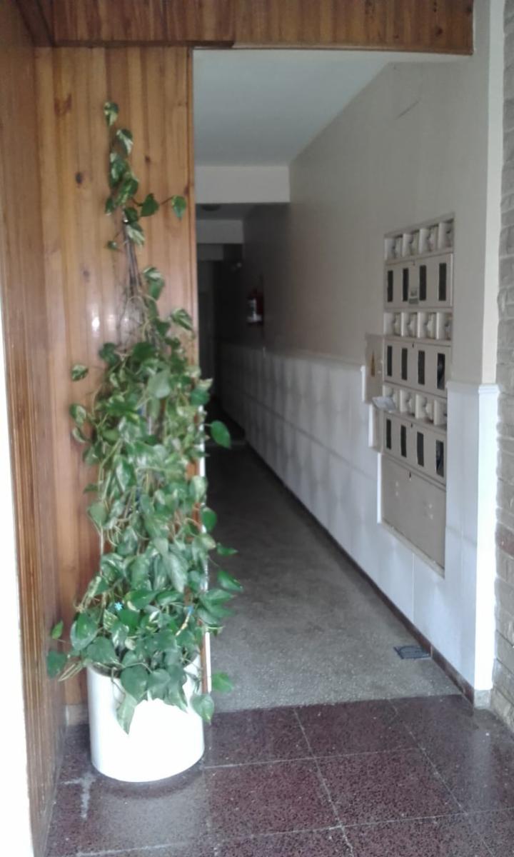 Depto. 3 ambientes en Liniers — foto 10