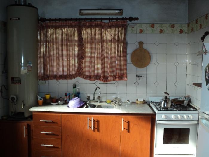Casa en Venta en Castelar, Morón, Buenos Aires — foto 2