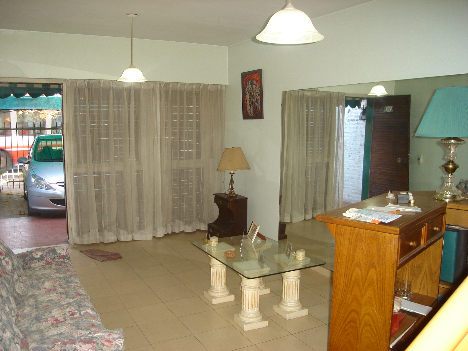 Duplex con amplio fondo libre.