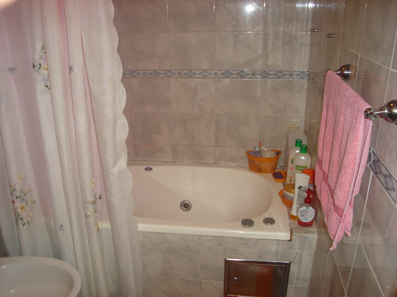 PH 3 AMB. 2 dormitorios con placard, living comedor amplio de 5 x 10 mts, cocina comedor completa, baño completo, lavadero cubierto, cuarto guarda utiles, patio al frente de 6 x 10 mts, entrada de au — foto 8