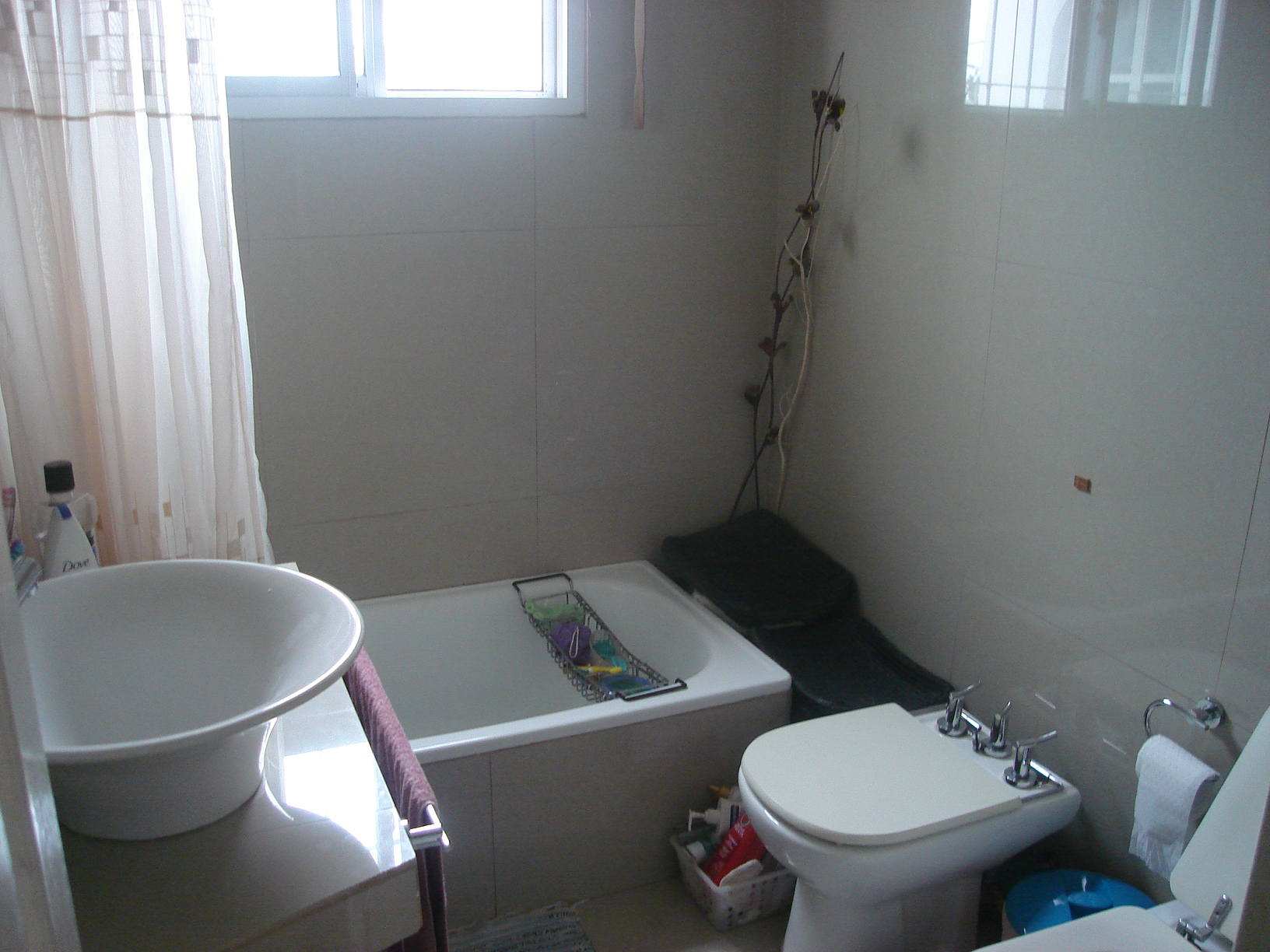 Amplia casa en 2 plantas ideal 2 flias. Moron Sur. — foto 7
