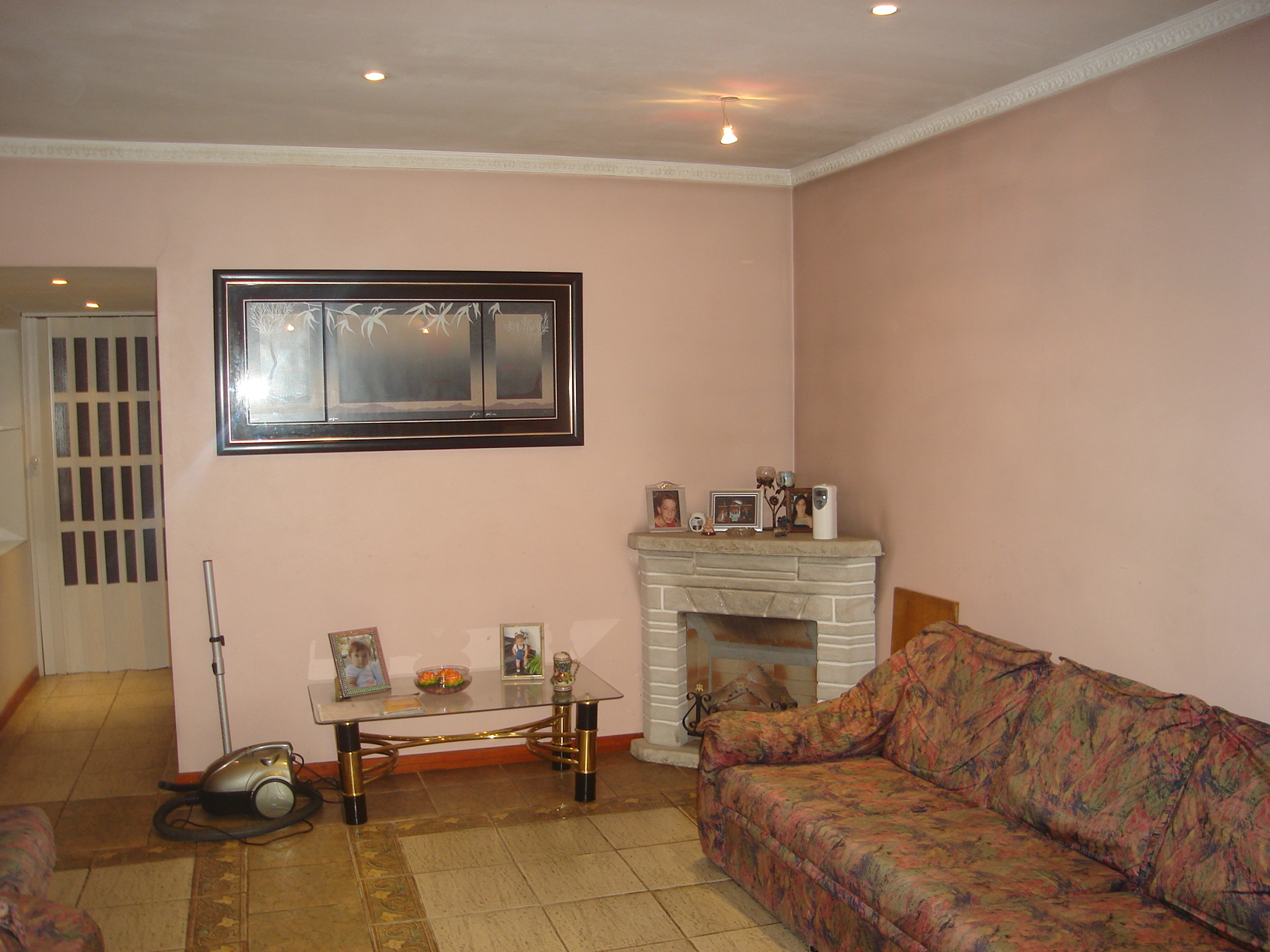 Chalet 7 amb. con quincho. Cerca de Acceso Oeste. — foto 2