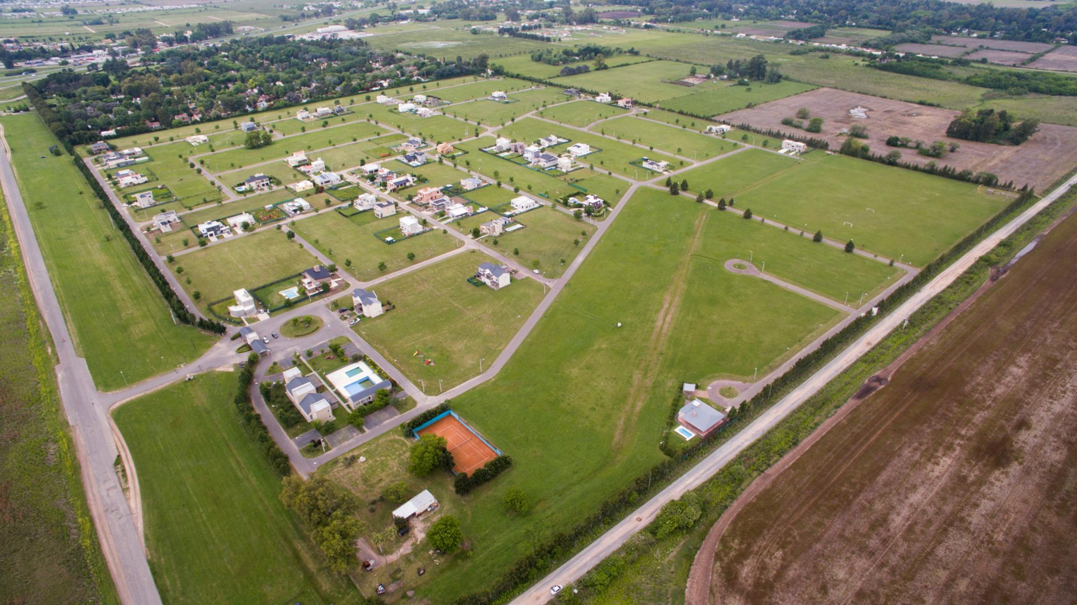 Terrenos en Country Altos del Casco Zarate — foto 9