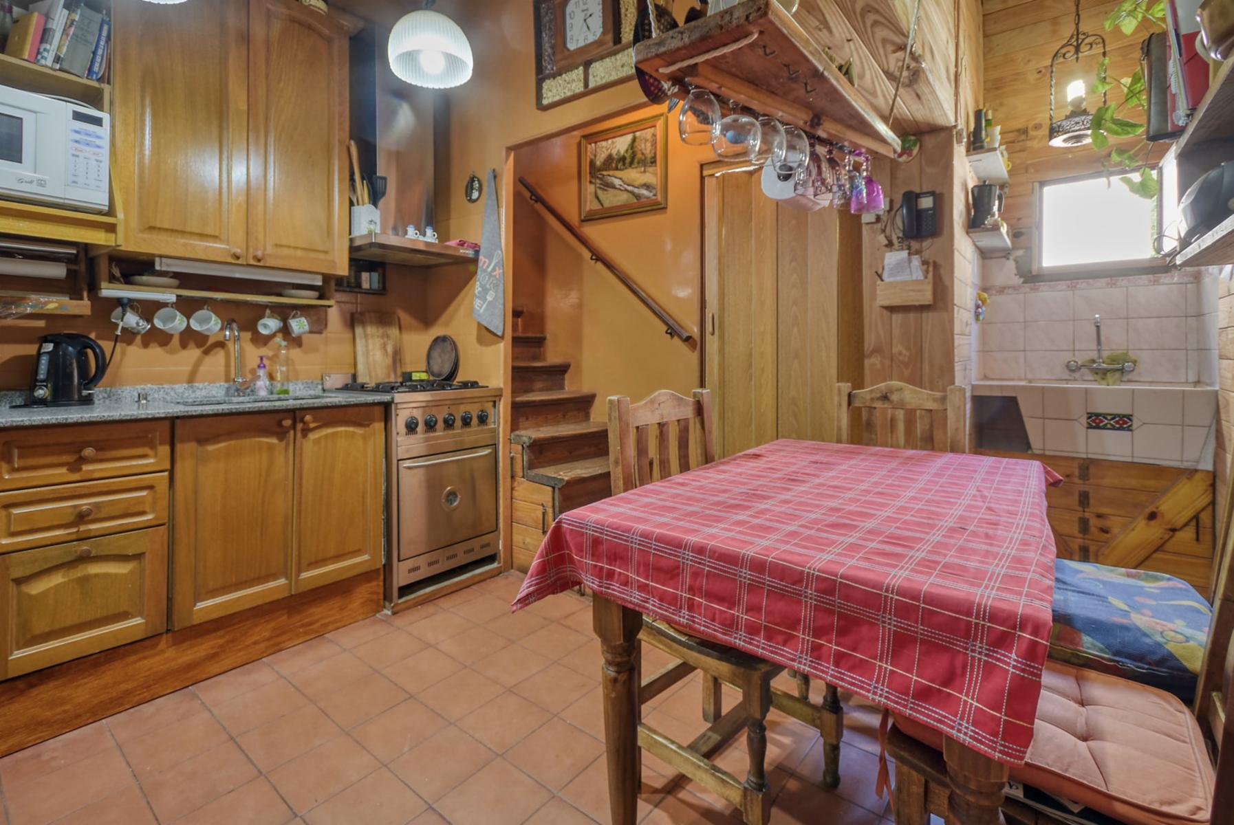 Venta Excelente casa en dos plantas - Superficie total: 132 m2 - 18