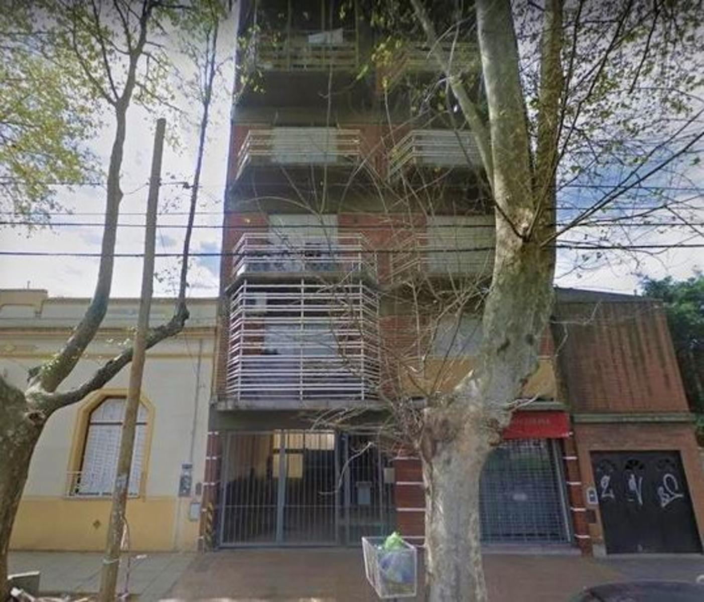 Venta/Permuta Depto 2 amb + Balcón San Martín Centro