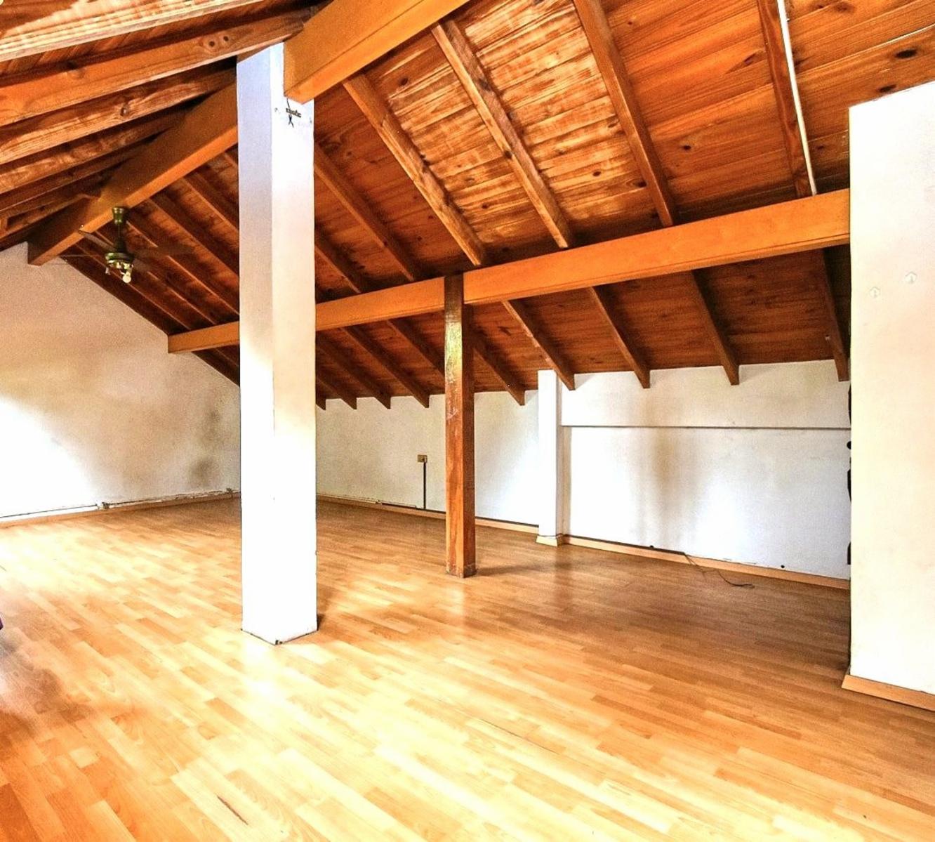 Venta Excelente Chalet C/ Parque, Quincho y Piscina - Boulogne