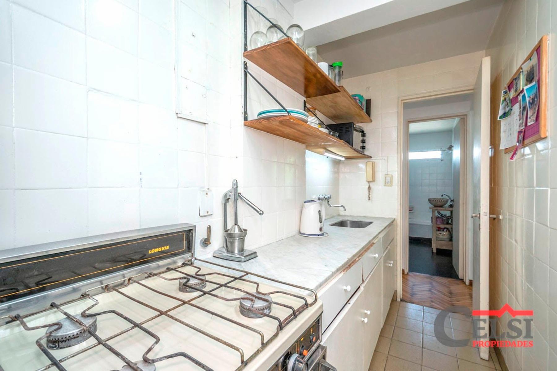 Departamento Tres Ambientes Al Frente con Balcón - Palermo — foto 14