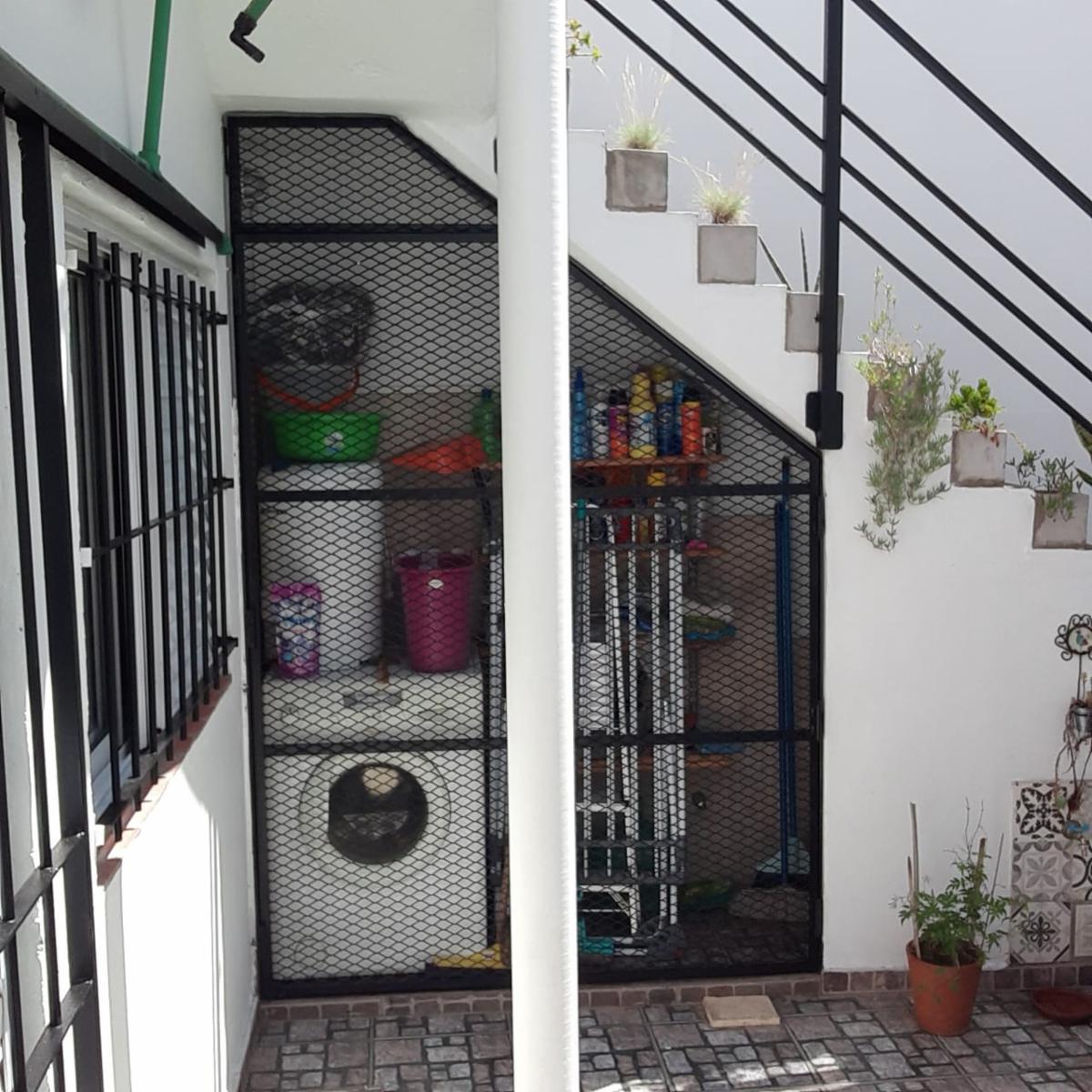 Muy linda Casa de 3 ambientes con entrada de auto .- Zona Villa Luzuriaga - Consulte — foto 7