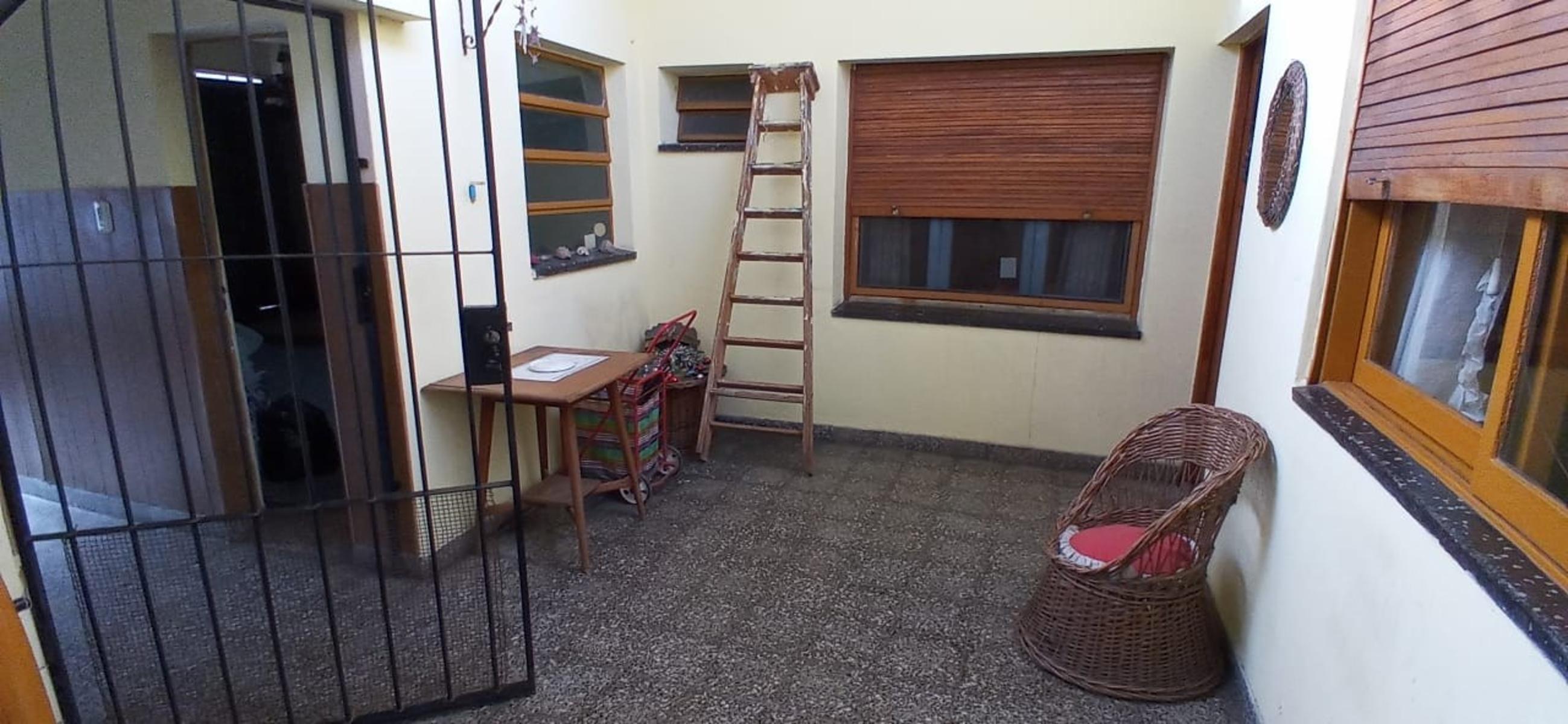 Venta de Lote PH c/2 deptos - Garage y Local en Lomas del Mirador. Consulte — foto 4